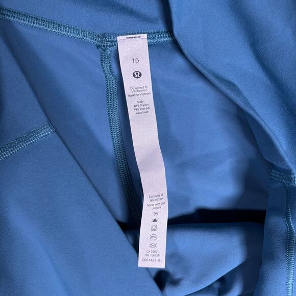 Lululemon Align High Rise Pant 25” Capri Blue Nulu Leggings Size 16 NWT - Picture 5 of 6